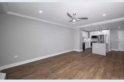 1100 Avalon Street #S1224, Glen Cove, NY 11542 - Photo 3