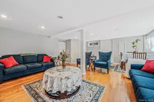 27 Split Cedar Dr, Islandia, NY 11749 - Photo 15