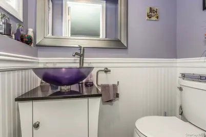 113 Northern Parkway W, Plainview, NY 11803 - Photo 15