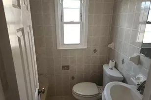 119-24 199th St, Saint Albans, NY 11412 - Photo 9