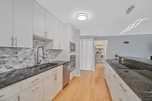 500 High Point Dr, Hartsdale, NY 10530 - Photo 11