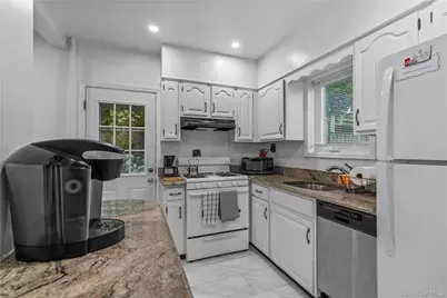 21 S Washington Avenue, Hartsdale, NY 10530 - Photo 27