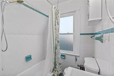 21 S Washington Avenue, Hartsdale, NY 10530 - Photo 35