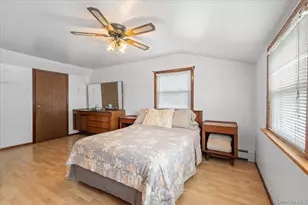 186 11th St, Bethpage, NY 11714 - Photo 23