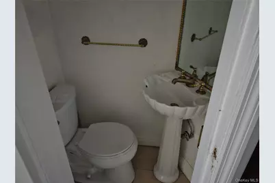 231 E 62nd Street, New York, NY 10065 - Photo 7