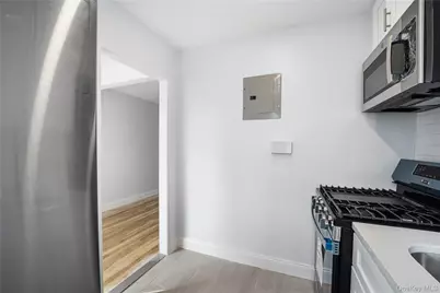 228-08 Stronghurst Avenue #Lower, Queens Village, NY 11427 - Photo 11