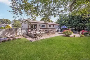 11 Rolan Ct, Islip Terrace, NY 11752 - Photo 23