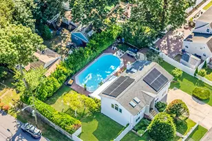 540 Scudder Ave, Copiague, NY 11726 - Photo 35