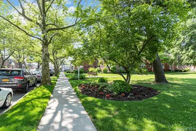 87-16 Marengo Street #2B, Hollis, NY 11423 - Photo 3