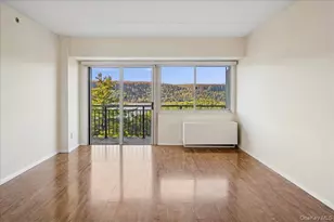 1020 Warburton Ave, Yonkers, NY 10701 - Photo 7