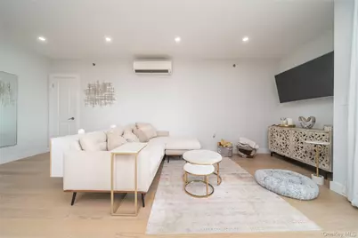 62-98 Woodhaven Boulevard #4M, Rego Park, NY 11379 - Photo 3