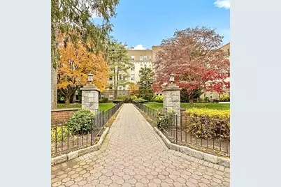 472 Gramatan Avenue #Bldg. 6, FF2, Mount Vernon, NY 10552 - Photo 1