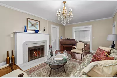 4 Malverne Avenue, Malverne, NY 11565 - Photo 3