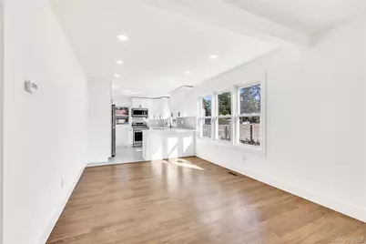 46 N Ocean Avenue, Islip, NY 11751 - Photo 7