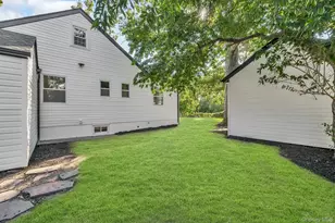 46 N Ocean Ave, Islip, NY 11751 - Photo 31