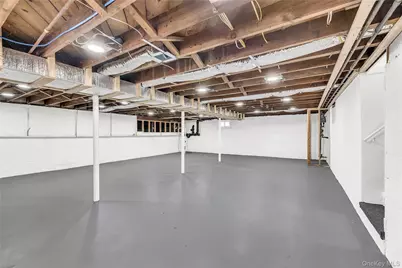 46 N Ocean Avenue, Islip, NY 11751 - Photo 25