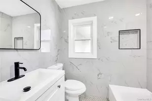 46 N Ocean Ave, Islip, NY 11751 - Photo 17