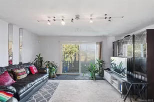 10 Heritage Dr, New City, NY 10956 - Photo 5