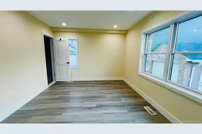 38-22 56th Street #2 Family, Woodside, NY 11377 - Photo 5