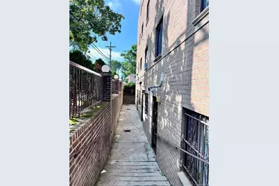 12215 25th Road #CF1, Flushing, NY 11354 - Photo 3