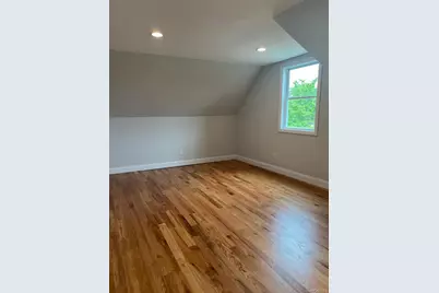 43 Lakewood Avenue, Ronkonkoma, NY 11779 - Photo 5