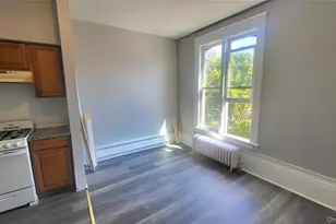 65 S Hamilton St, Poughkeepsie, NY 12601 - Photo 9