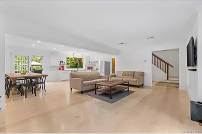 22 West Gate Road, Wainscott, NY 11937 - Photo 9