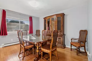 27 Parkridge Cir, Port Jefferson Station, NY 11776 - Photo 7