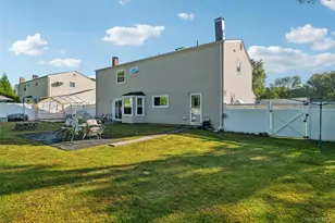 27 Parkridge Cir, Port Jefferson Station, NY 11776 - Photo 33