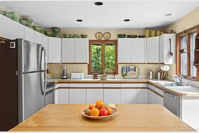 4528 Noyac Road, Sag Harbor, NY 11963 - Photo 5