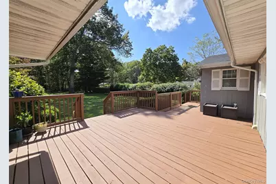 30 Elizabeth Way, Ridge, NY 11961 - Photo 9