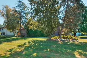 35 Guernsey Dr, New Windsor, NY 12553 - Photo 33