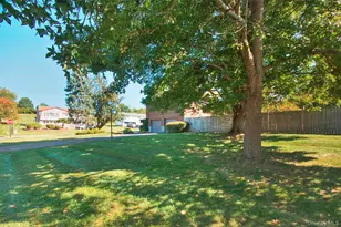 35 Guernsey Dr, New Windsor, NY 12553 - Photo 31