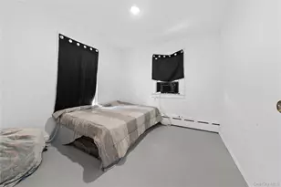 16 Edwards Ave, Calverton, NY 11933 - Photo 11