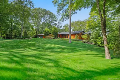 2 The Logging Road, Lewisboro, NY 10597 - Photo 3