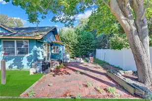 23 Furman Ln, Patchogue, NY 11772 - Photo 11