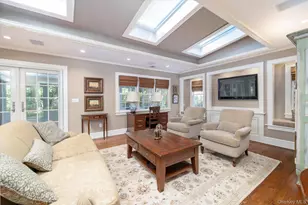 34 St Thomas Pl, Malverne, NY 11565 - Photo 13