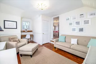 34 St Thomas Pl, Malverne, NY 11565 - Photo 23