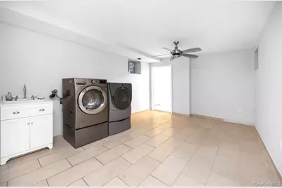 70-13 Caldwell Avenue, Maspeth, NY 11378 - Photo 19