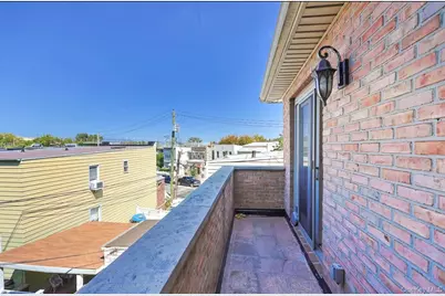 70-13 Caldwell Avenue, Maspeth, NY 11378 - Photo 25