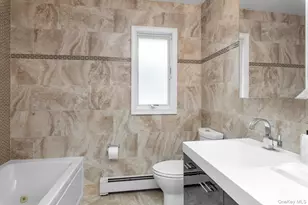 1130 Hayes Pl, Baldwin, NY 11510 - Photo 17