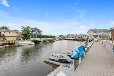 1130 Hayes Place, Baldwin, NY 11510 - Photo 19