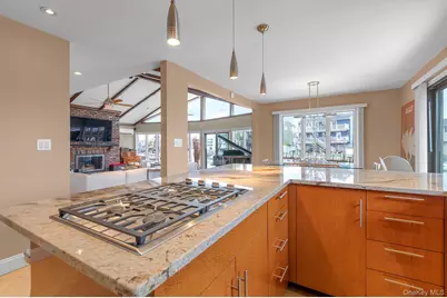 1130 Hayes Place, Baldwin, NY 11510 - Photo 9