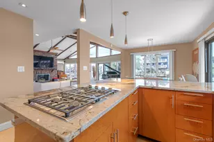 1130 Hayes Pl, Baldwin, NY 11510 - Photo 9