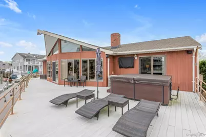 1130 Hayes Place, Baldwin, NY 11510 - Photo 3