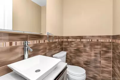 1130 Hayes Place, Baldwin, NY 11510 - Photo 13