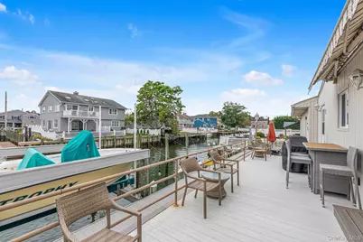 1130 Hayes Place, Baldwin, NY 11510 - Photo 21