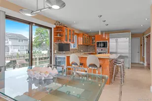 1130 Hayes Pl, Baldwin, NY 11510 - Photo 11