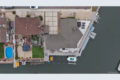 1130 Hayes Place, Baldwin, NY 11510 - Photo 23