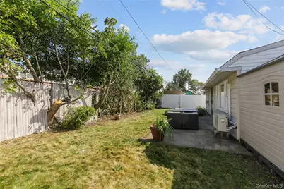 35 Lowland Road, Levittown, NY 11756 - Photo 23